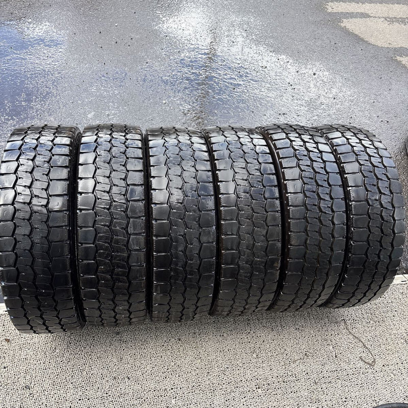 205/60R17.5 DUNLOP SPLT22 MIXタイヤ6本セット:37000円