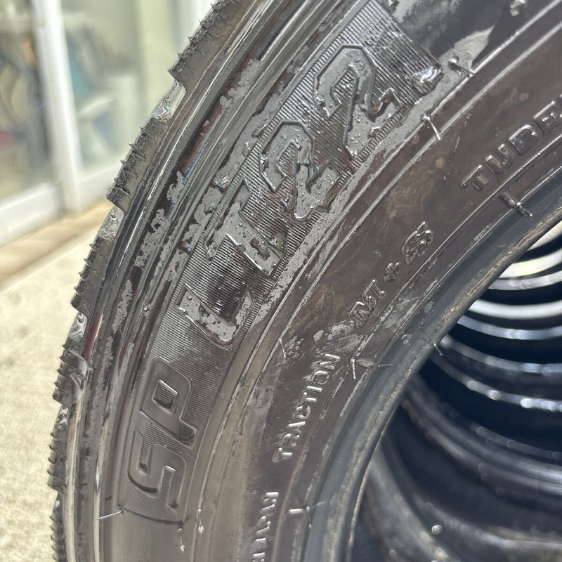 205/60R17.5 DUNLOP SPLT22 MIXタイヤ6本セット:37000円