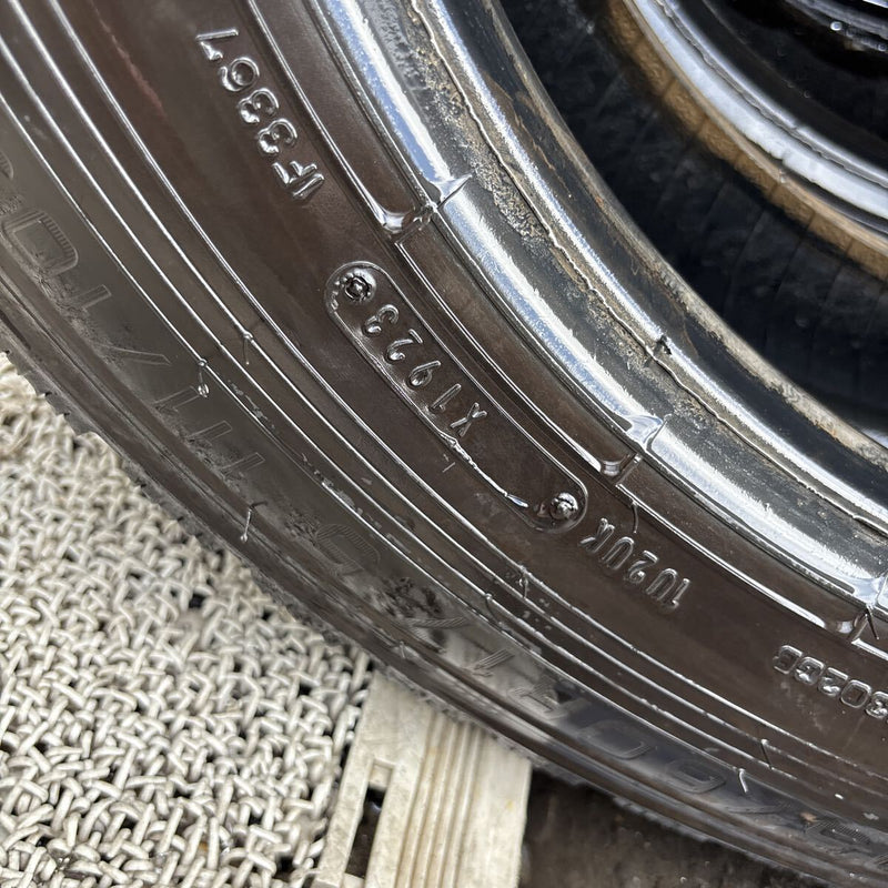 205/60R17.5 DUNLOP SPLT22 MIXタイヤ6本セット:37000円