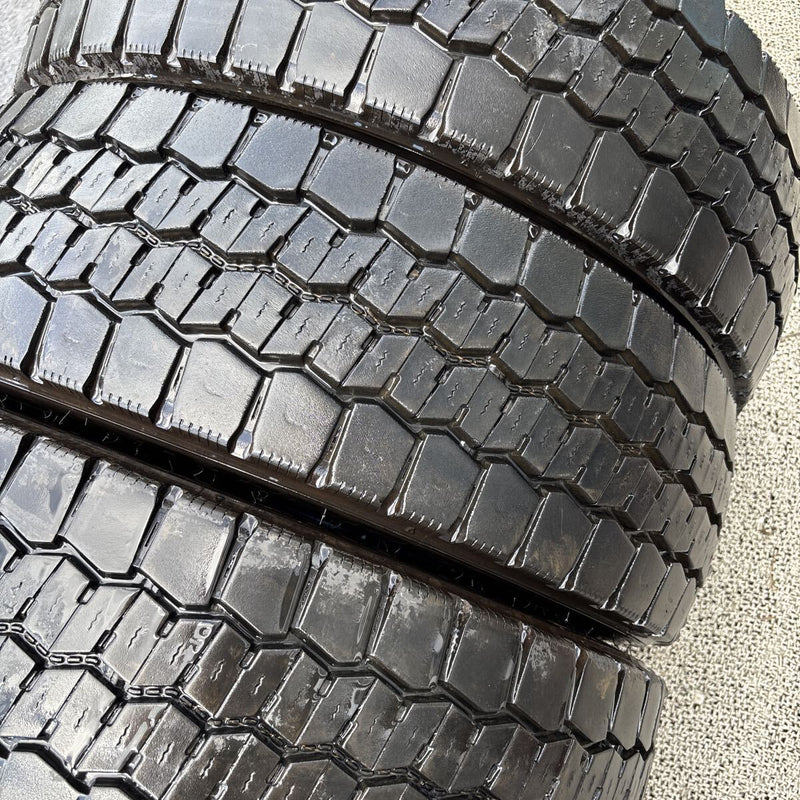 205/60R17.5 DUNLOP SPLT22 MIXタイヤ6本セット:37000円
