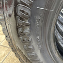 205/85R16 LT ブリヂストン W979 スタッドレスタイヤ6本セット:32000円