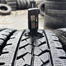 205/85R16 LT ブリヂストン W979 スタッドレスタイヤ6本セット:32000円