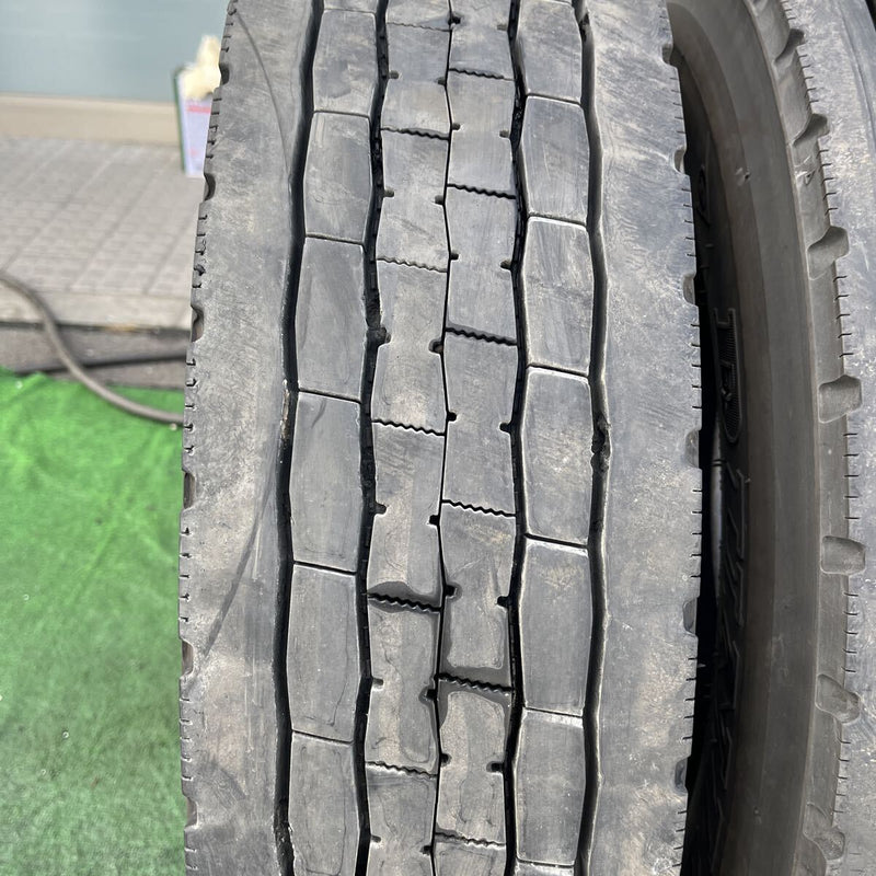 225/80R17.5 DUNLOP, SP680 激安美品　2022年製 2本セット:13,000円