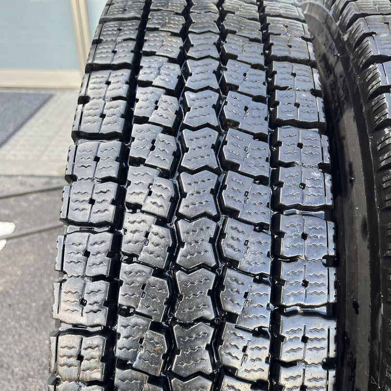 225/80R17.5 TOYO, M919 激安美品　2023年製 6本セット:48,000円