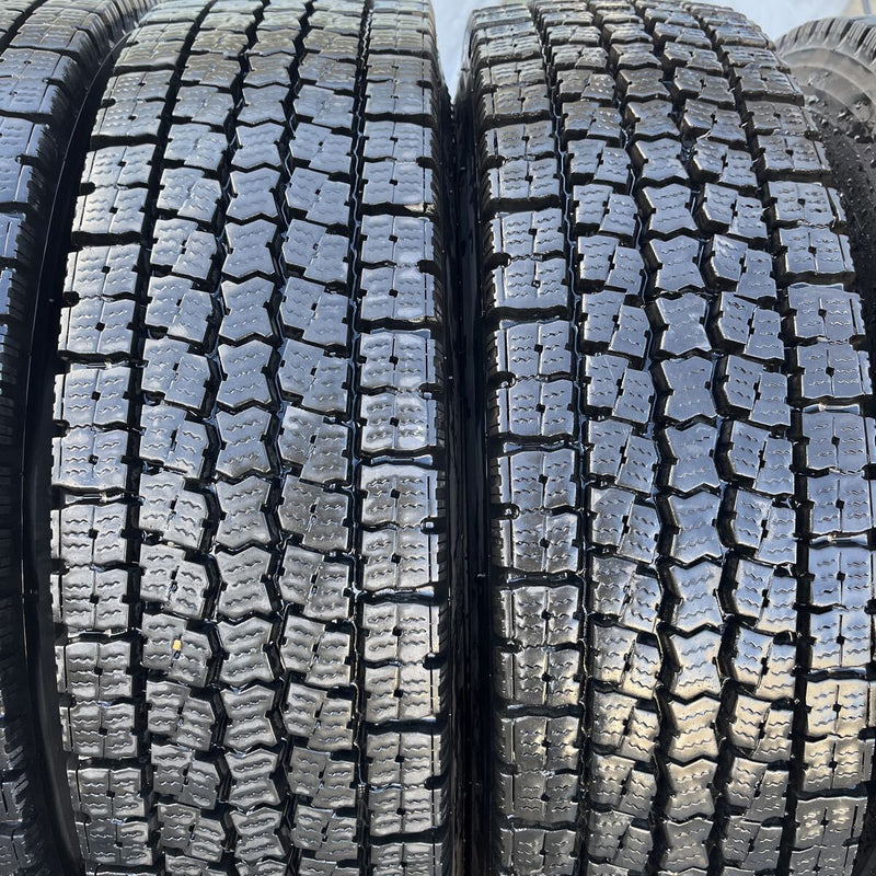 225/80R17.5 TOYO, M919 激安美品　2023年製 6本セット:49,500円