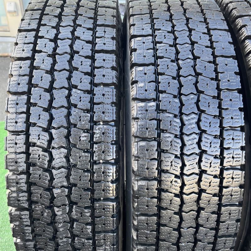 225/80R17.5 TOYO, M919 激安美品　2023年製 6本セット:49,500円