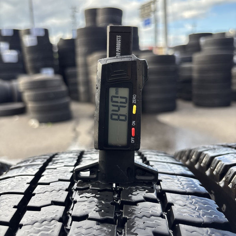 195/85R16 TOYO M935 スタッドレス　4本セット:20000円