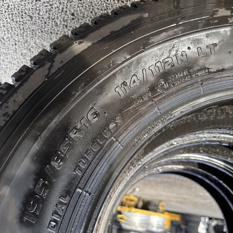 195/85R16 TOYO M935 スタッドレス　4本セット:20000円