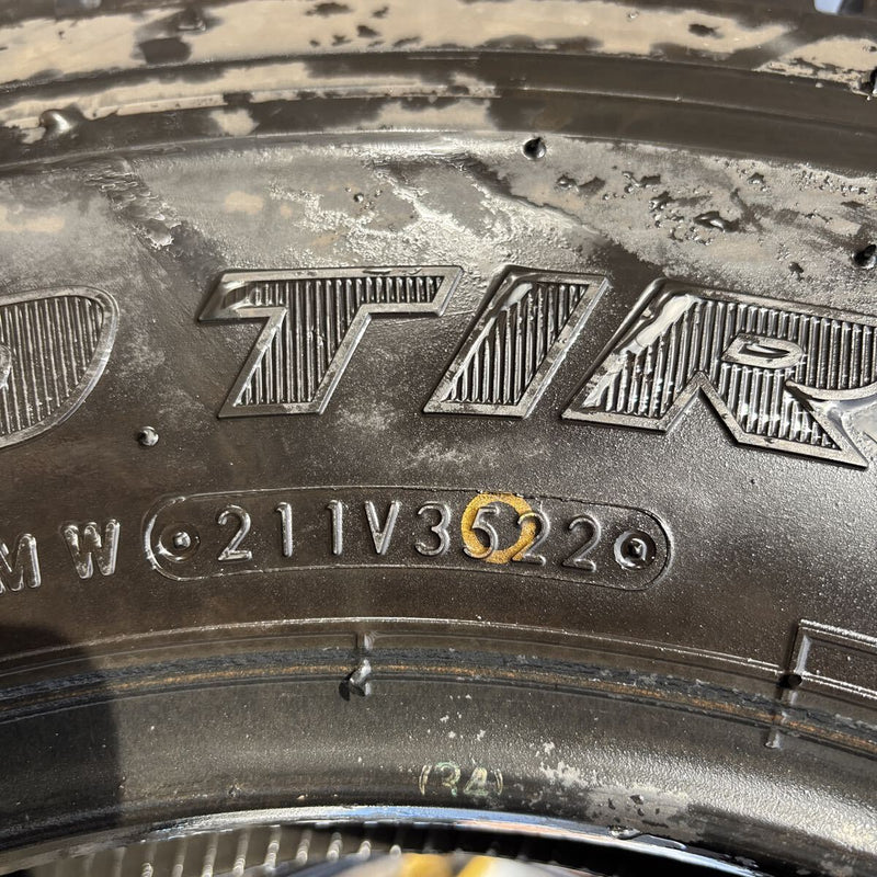 195/85R16 TOYO M935 スタッドレス　4本セット:20000円