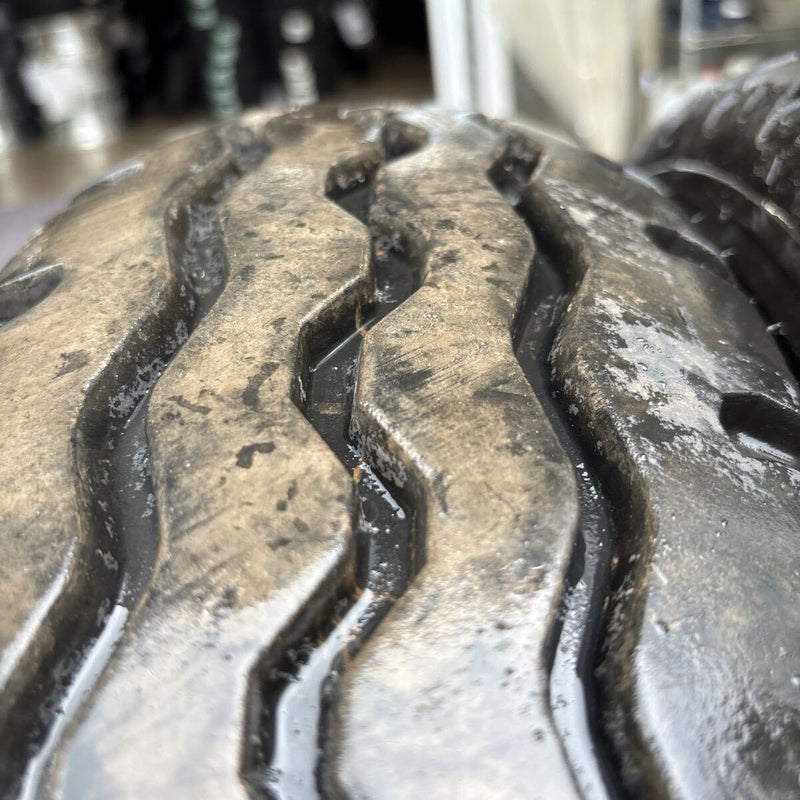 205/70R16 LT ダンロップ SP485 夏タイヤ2本セット:9000円