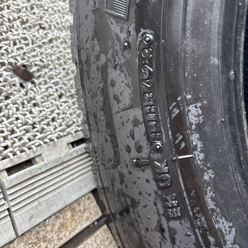 205/60R17.5 LT ブリヂストン M804 MIXタイヤ 2本セット:9000円