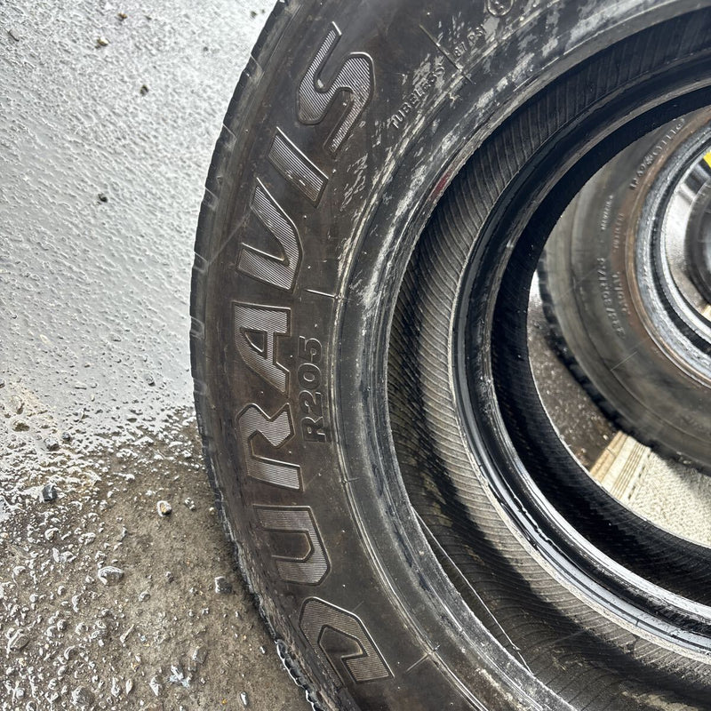 205/70R16 BS/YH 各1本ずつ 夏タイヤ 2本組:8000円
