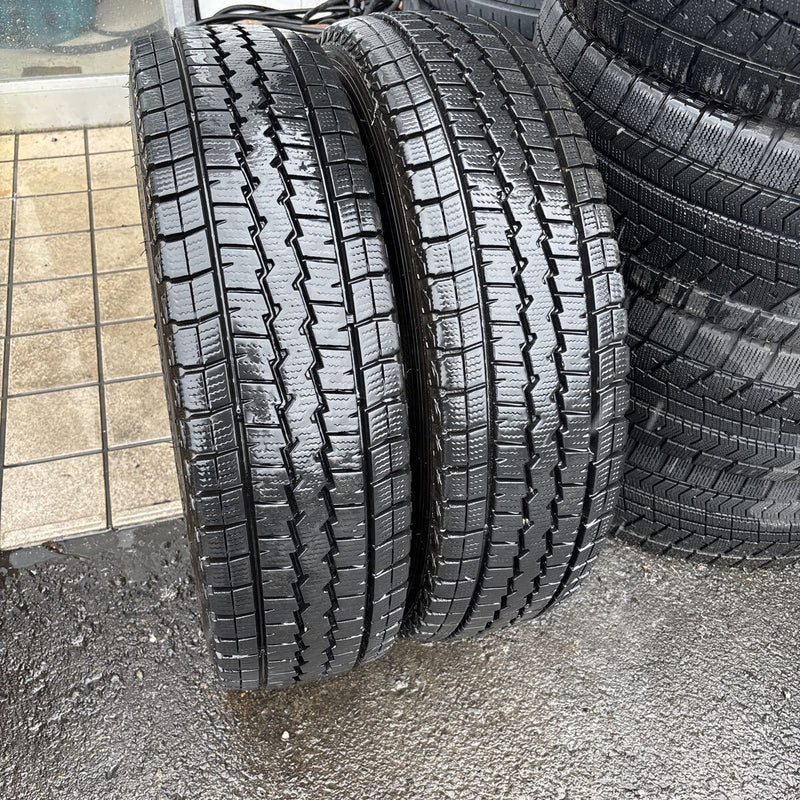 195/80R15 LT DUNLOP SV01 冬タイヤ2本:10000円