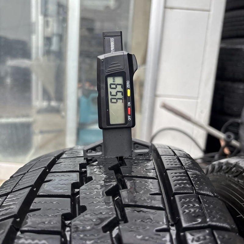 195/80R15 LT DUNLOP SV01 冬タイヤ2本:10000円