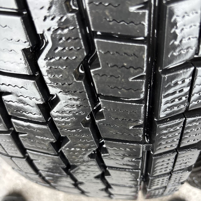 195/80R15 LT DUNLOP SV01 冬タイヤ2本:10000円