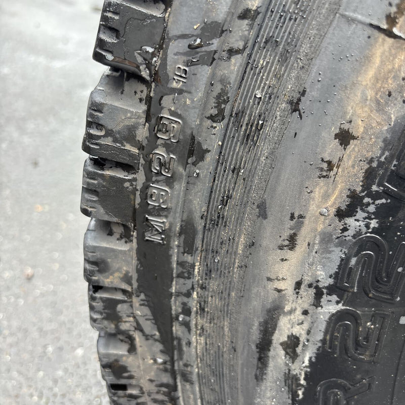 275/80R22.5 M929 再生スタッドレスタイヤ 8本セット:120000円