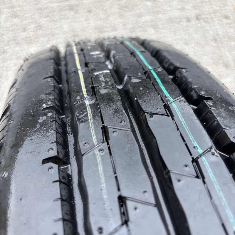 205/85R16 DUNLOP SPLT50 ほぼ新品 1本:7000円