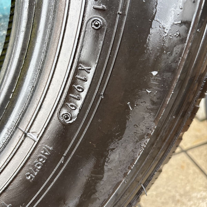 195/85R15 DUNLOP SPLT33 夏タイヤ 1本:5000円