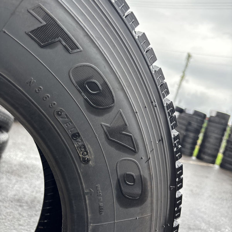 225/80R17.5TOYO M923 深溝 冬タイヤ 1本:6500円