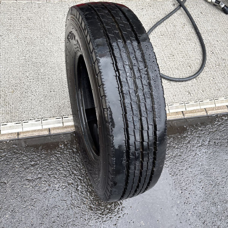 195/85R15 TOYO M134 LT 2024年製 1本:6500円