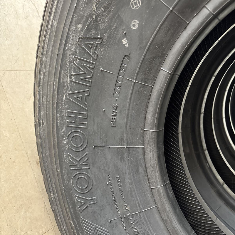 8.25R16 LT ヨコハマ RY237 たて溝 ほぼ新品 4本セット:44000円