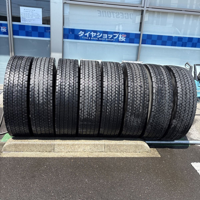 11R22.5 ヨコハマ　16PR 地山　激安美品　2021年UP 8本セット：96000円
