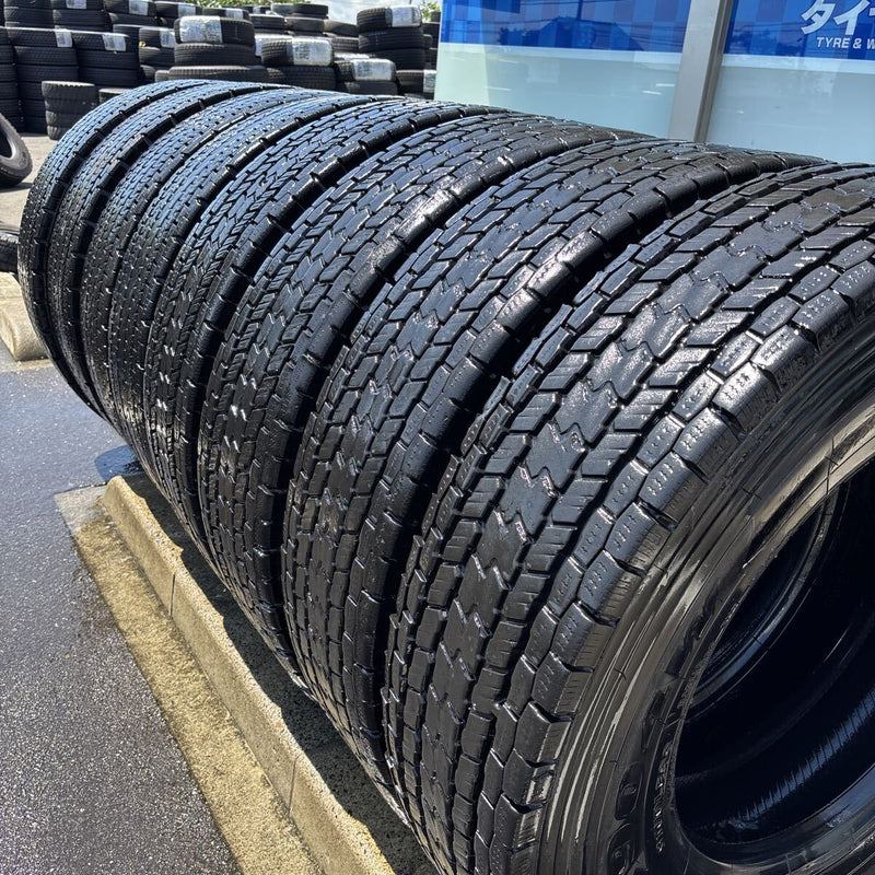 11R22.5 、16PR ヨコハマ　激安美品　2022年製 8本セット：98000円