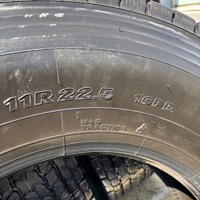 11R22.5 、16PR ヨコハマ　激安美品　2022年製 8本セット：98000円