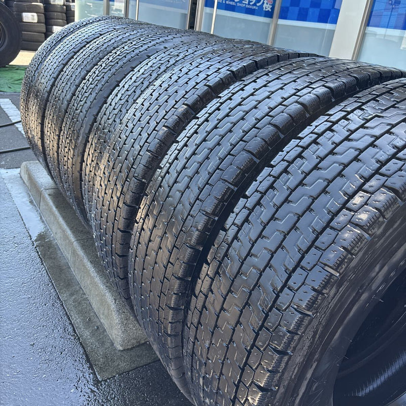 11R22.5 .16PR 中古地山　激安美品　2020年UP 8本セット：95900円