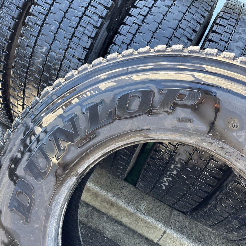 11R22.5 ダンロップ　中古地山　激安美品　2020年製UP 8本セット：97500円