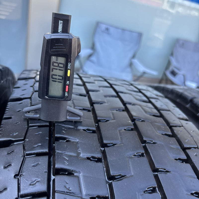 11R22.5 、16PR 中古地山　YOKOHAMA 激安美品　2021年UP 8本セット：98900円