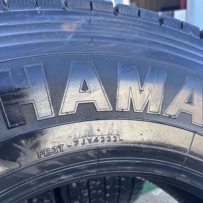 11R22.5 、ヨコハマ　16PR 中古地山　激安美品　8本セット：95000円