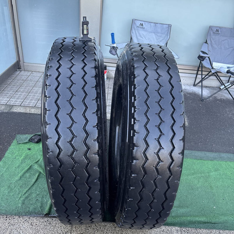 11R22.5 、16PR ブリヂストン　激安美品　2022年製　2本セット：32000円