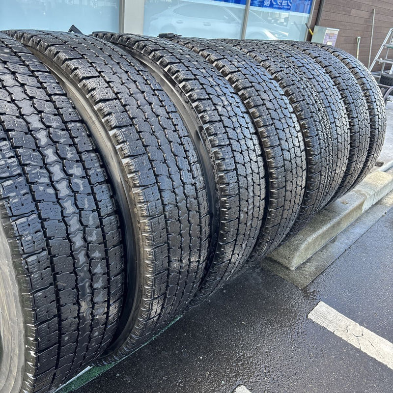 11R22.5 東洋地山　16PR 激安美品　8本セット：97000円