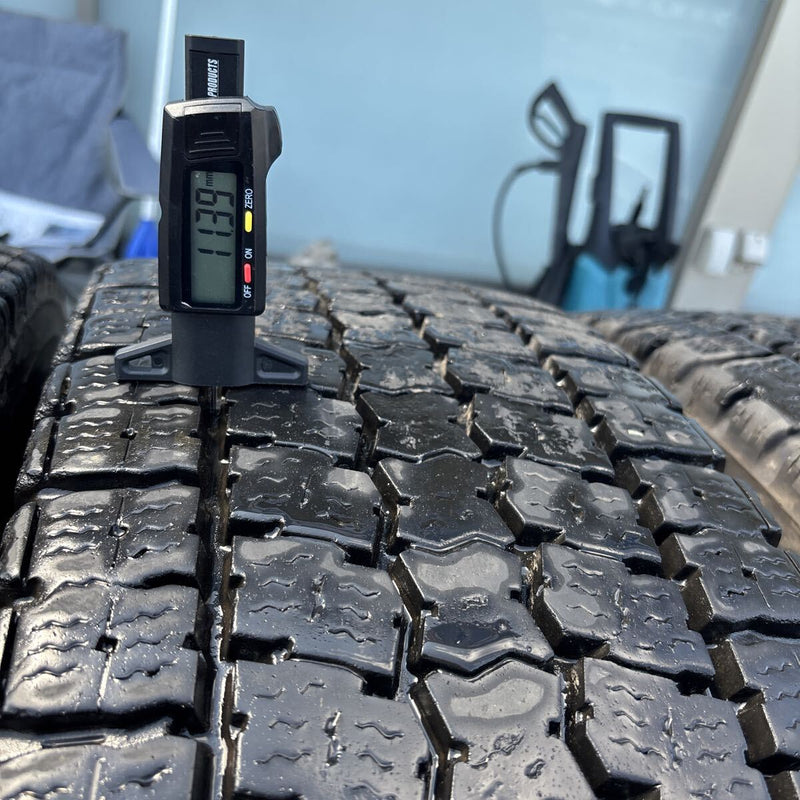 11R22.5 東洋地山　16PR 激安美品　8本セット：97000円