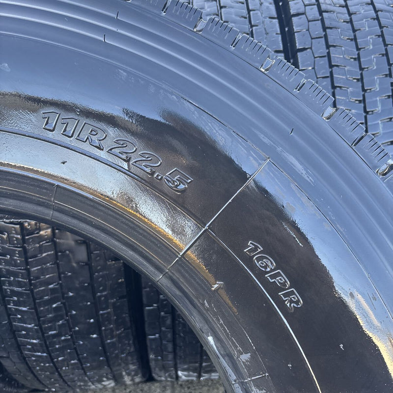 11R22.5 中古地山　16PR 激安美品　2020〜2022年製　YOKOHAMA　8本セット：97000円