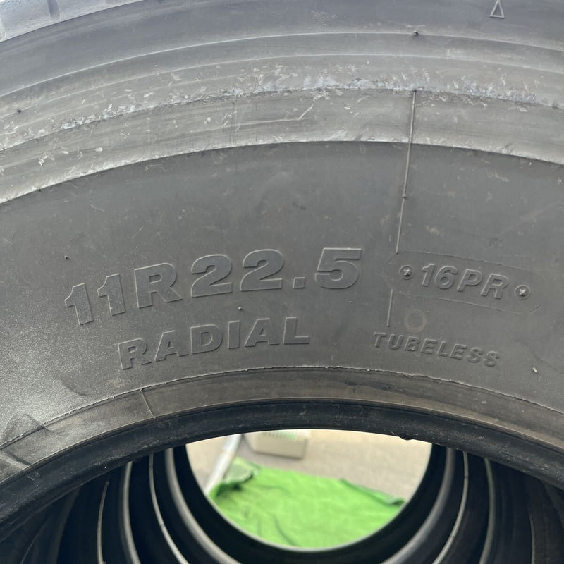 11R22.5 16PR BRIDGESTONE, W900 4本セット:47,000円