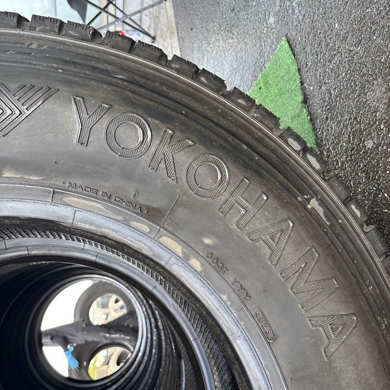 11R22.5 16PR YOKOHAMA スタッドレス　8本セット:94000円