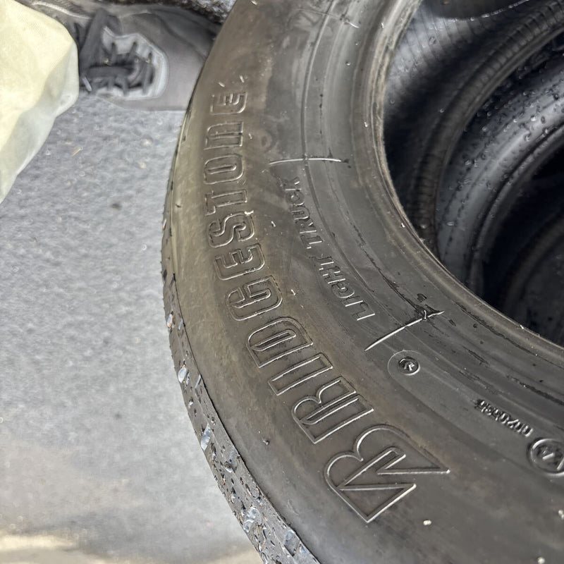 225/70R16 ブリヂストン.　R202. 激安美品　2023年製　6本セット：43000円