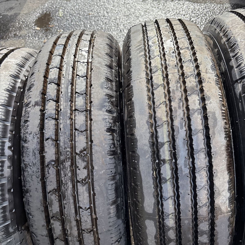 225/70R16 ブリヂストン.　R202. 激安美品　2023年製　6本セット：43000円