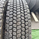 11R22.5 再生スタッドレス. 激安美品　W987. 4本セット：54000円