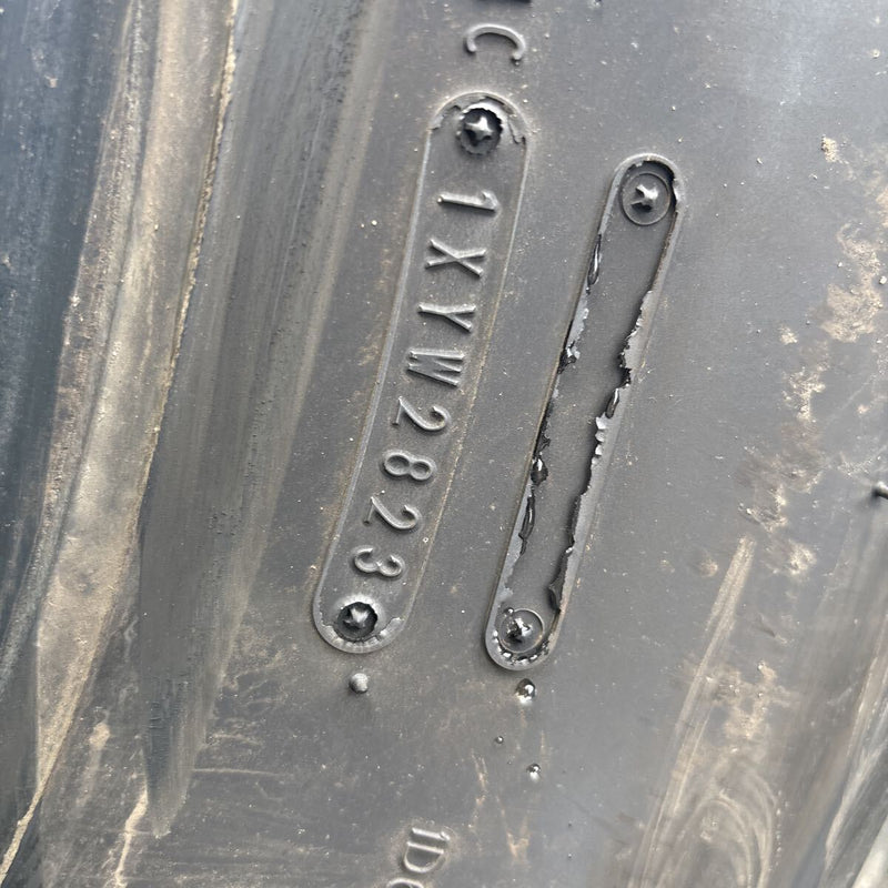 295/80R22.5 DUNLOP. SP001. 2023年製　激安美品　2本セット：36000円