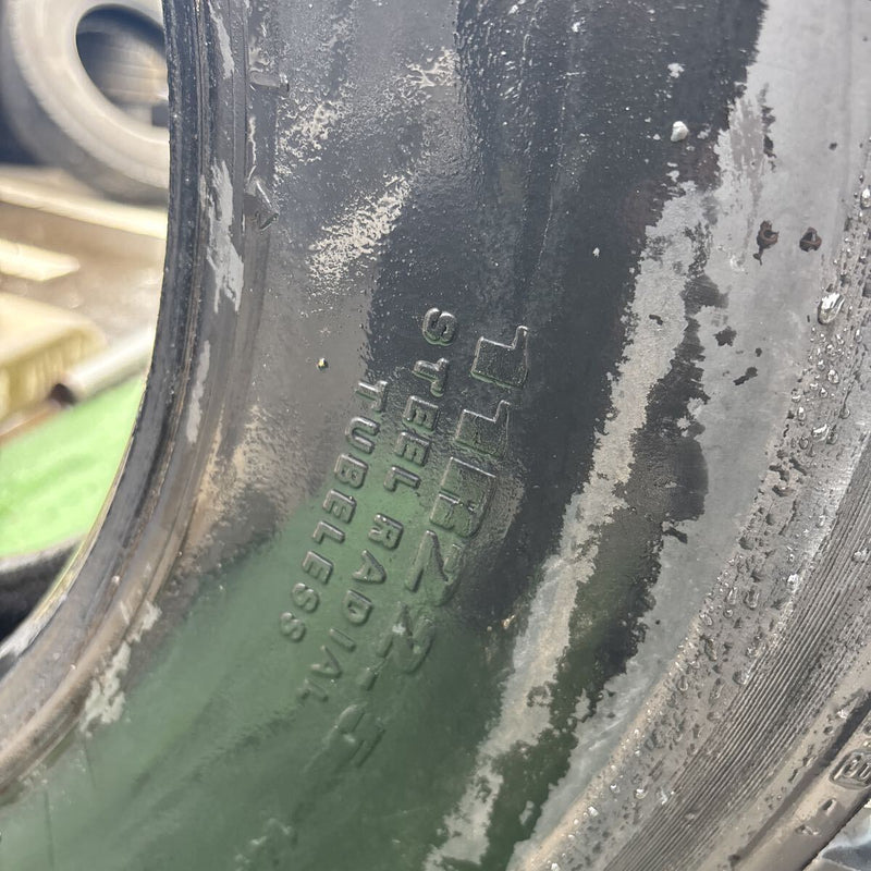 11R22.5 再生ゲタ山　M519. 激安美品　1本セット：22000円