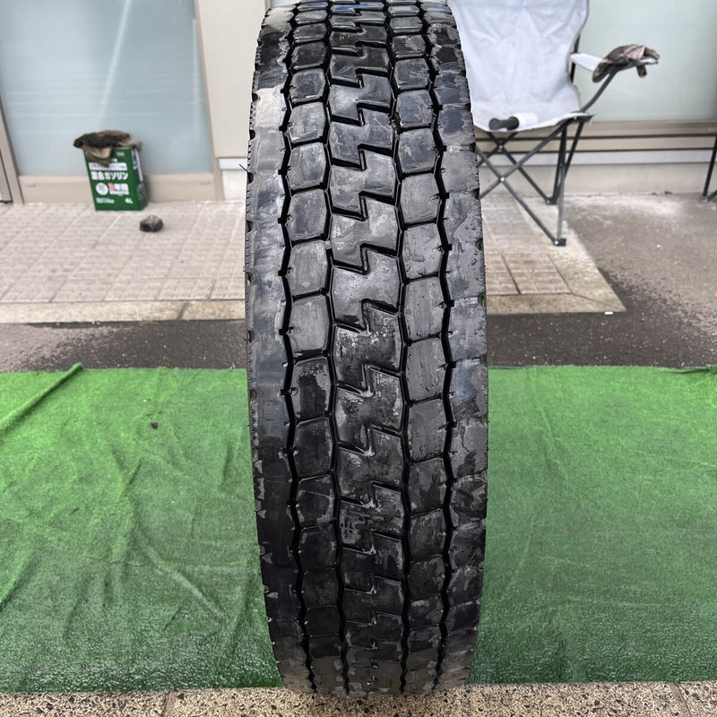 225/90R17.5 YOKOHAMA, 710R 2021年製 1本:6,500円