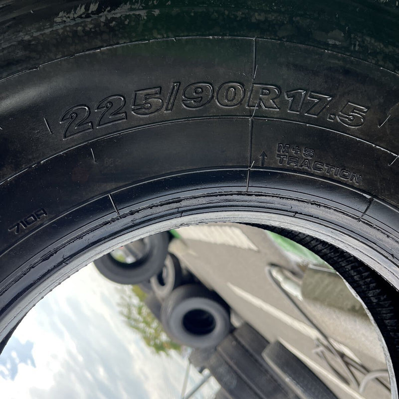 225/90R17.5 YOKOHAMA, 710R 2021年製 1本:6,500円