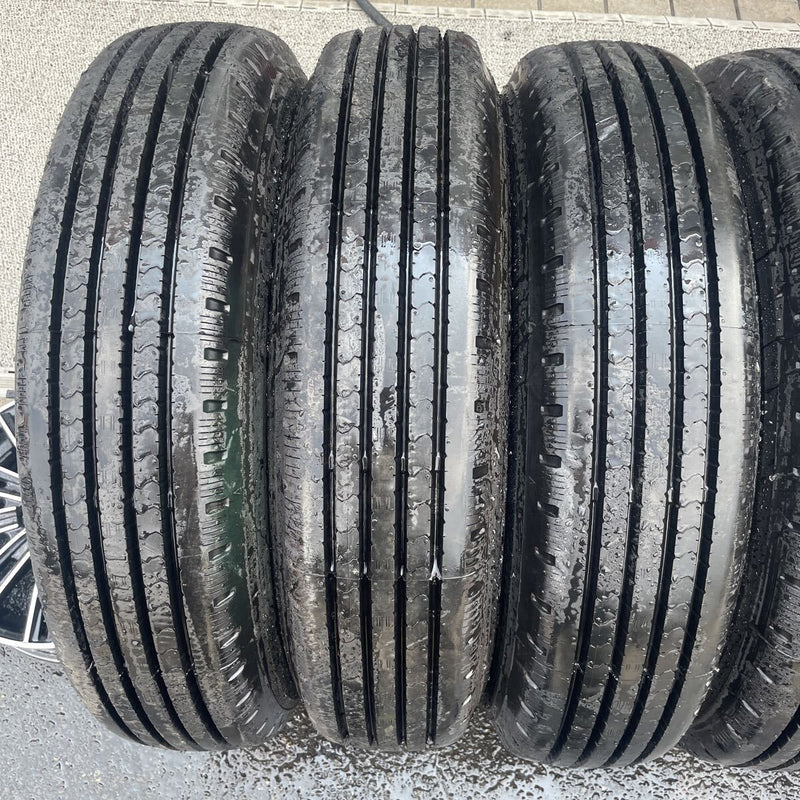 225/80R22.5 ヨコハマ　ほぼ新品　激安美品　2021年製　6本セット：50000円