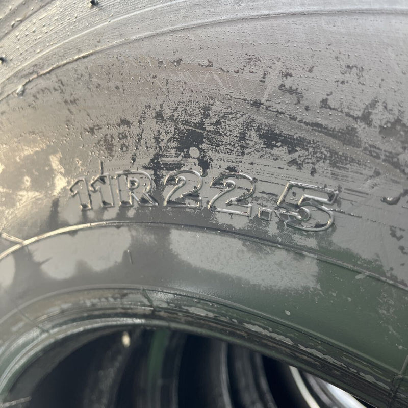 11R22.5 再生スタッドレス　激安美品　M919 4本セット：88000円