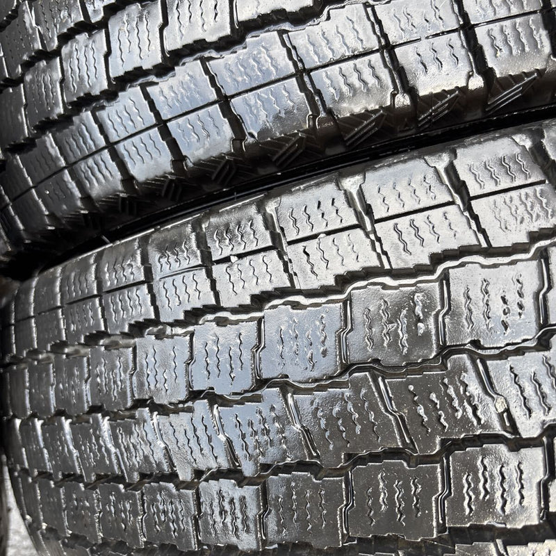 195/80R15 GOODYEAR LT 年式古め 4本:16000円
