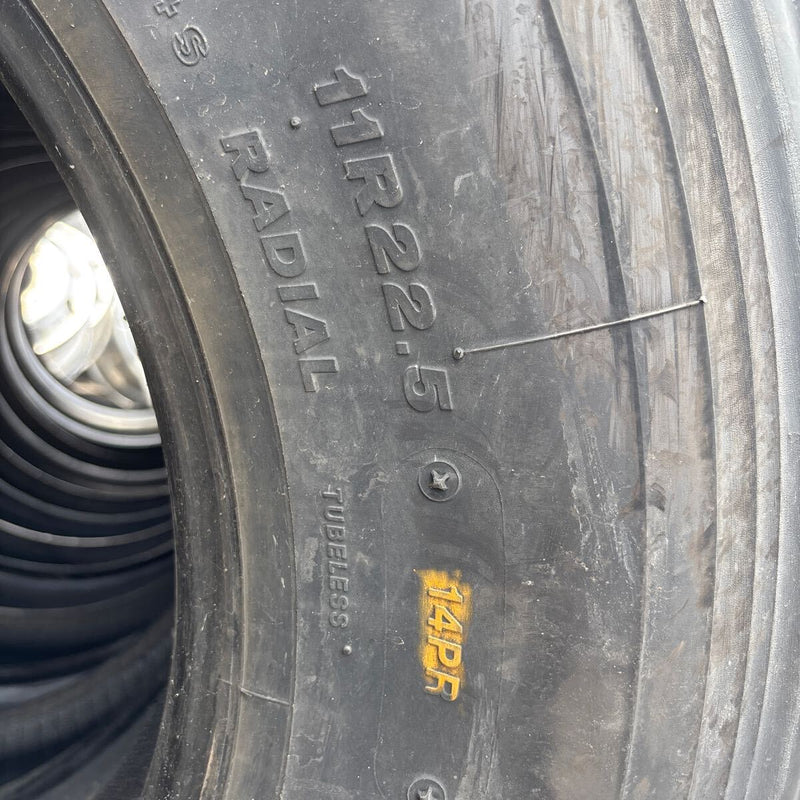 11R22.5 BRIDGESTONE W911 再生冬タイヤ 8本:100000円