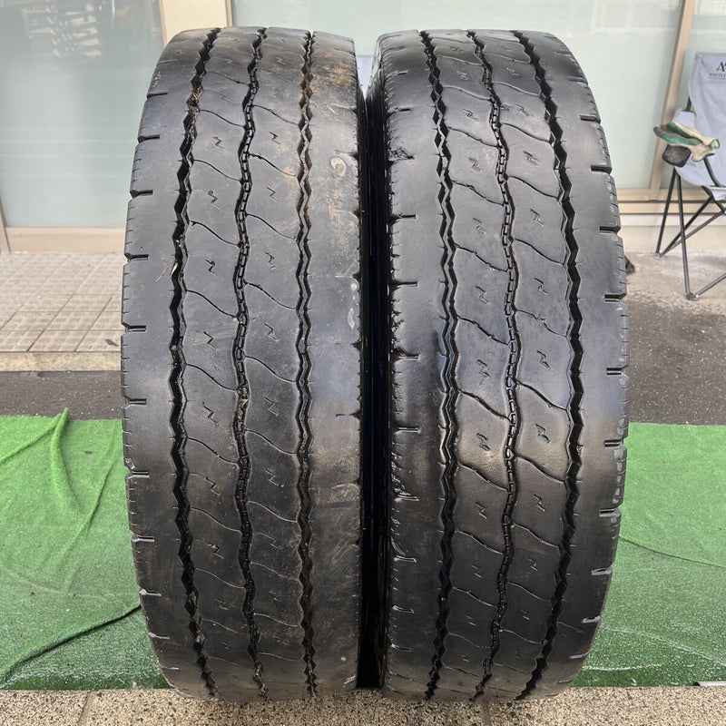 11R22.5 DUNLOP, SP521 激安美品　2019年製 2本セット:27,000円